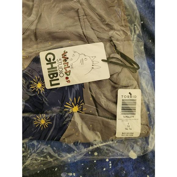 NWT Torrid Ghibli Howls Moving Castle cold shoulder top - Picture 6 of 6